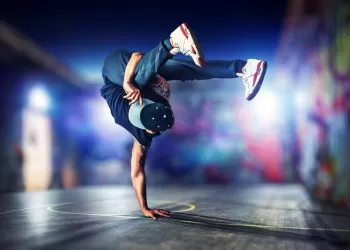 Break Dance ile Sokakları Sahneye Taşı!