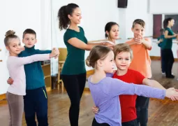 çocuk latin dans kursu eğitmenleri