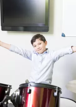 çocuklar için bateri eğitimi