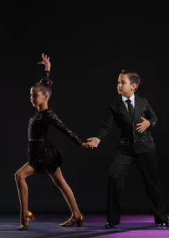 çocuklar için latin dans dersi