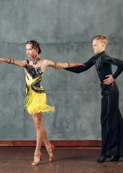 çocuklar için latin dans eğitimi