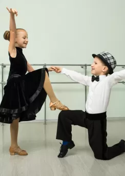 çocuklar için salsa eğitimi