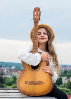 en iyi çocuk gitar kursu
