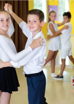 en iyi çocuk salsa kursu