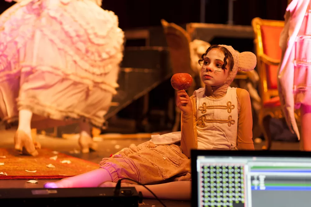 11 yaş tiyatro kursu