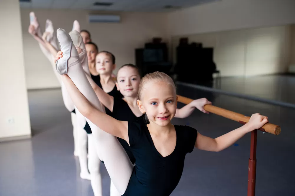 4-5 yaş hazırlık seviye bale kursu mezunları