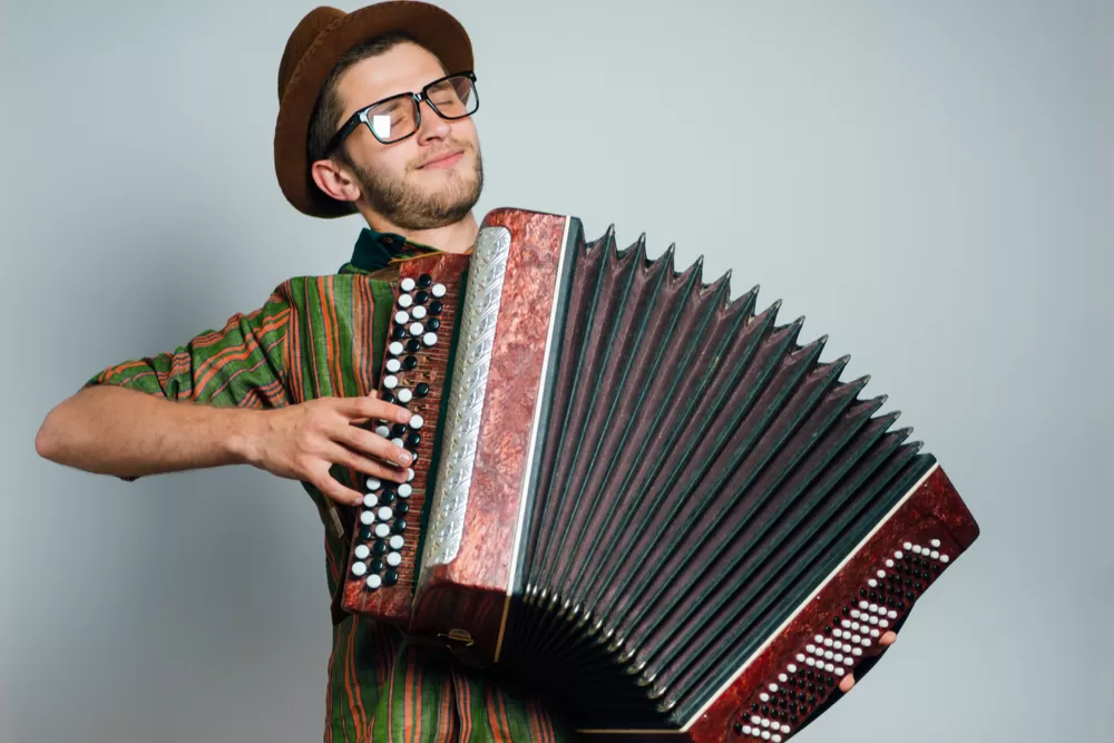 akordiyon eğitimleri