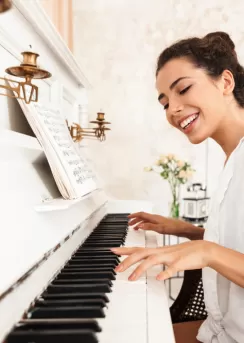 piyano kursu fiyatları