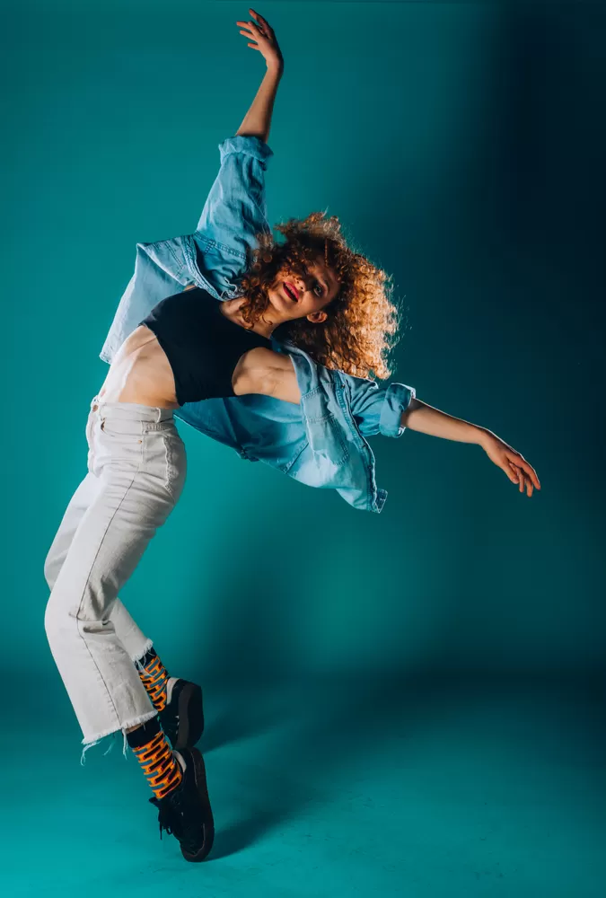 sanat akademi iletişim