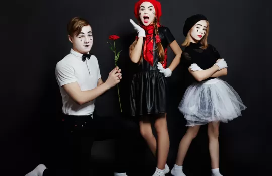 13 14 Yas Yaratici Drama Kursu