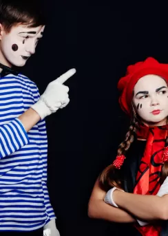 13-14 yaş yaratıcı drama kursu fiyatları