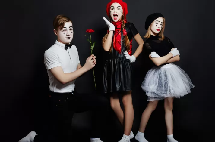 7 – 9 yaş yaratıcı drama kursu fiyatları