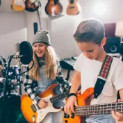 Cocuk Gitar Kursu Fiyatlari