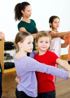 çocuklar için dans eğitimi