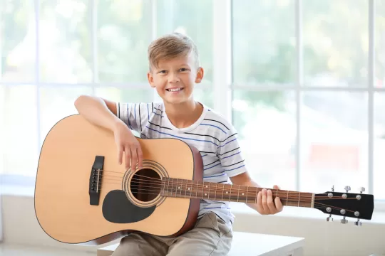 özel çocuk gitar kursu