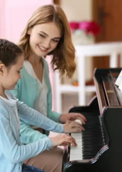 özel çocuk piyano eğitimi