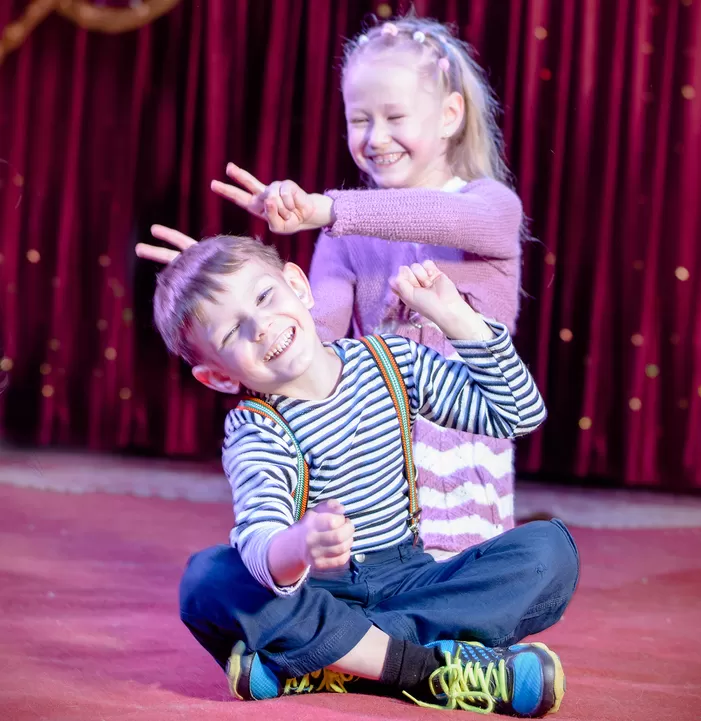 sanat akademi iletişim