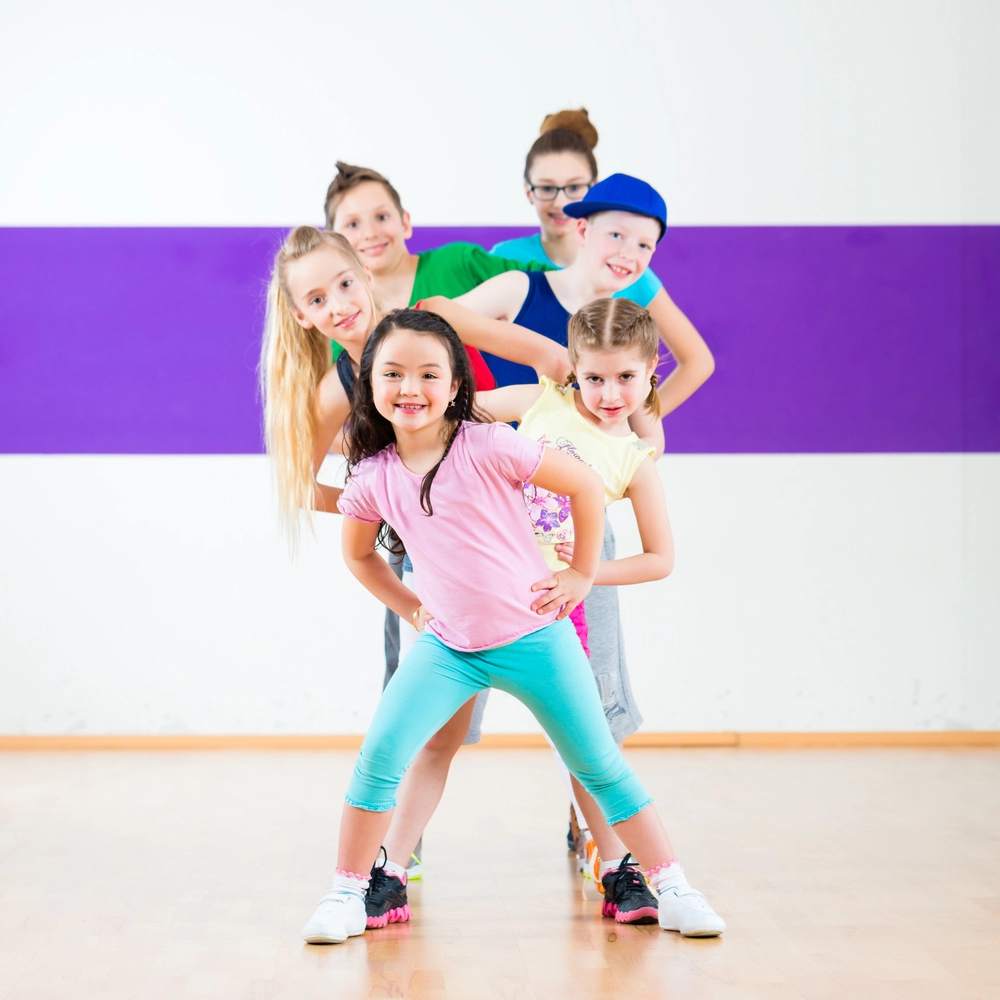 sanat akademi iletişim