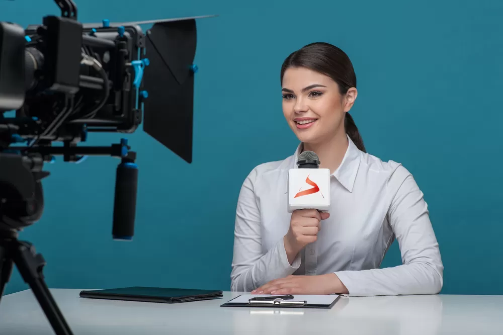 uygulamalı spikerlik sunuculuk eğitimi