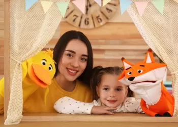 Drama Etkinlikleri Nelerdir? Çocuğa Ne Kazandırır?