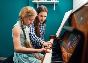 12 Yaş Piyano Eğitimi Nasıl Olmalı?