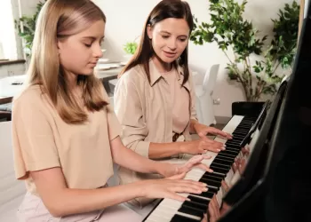 14 Yaş Piyano Eğitimi Nasıl Olmalı?