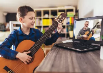 Online Çocuk Gitar Kursu Olur mu?