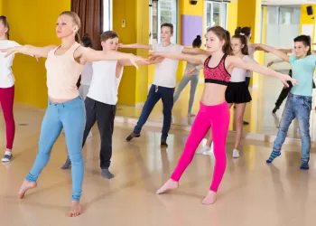 Yaz Kursu Fiyatları Neye Göre Belirlenir? – Fiyat Araştırmanızda Bunlara Dikkat Edin!