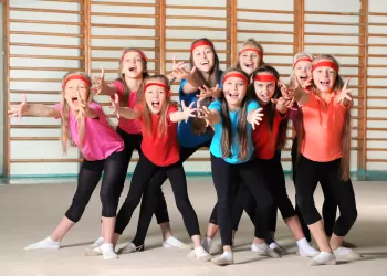 14 Yaş Dans Kursları – Hayata Daha Pozitif Bakacaklar!