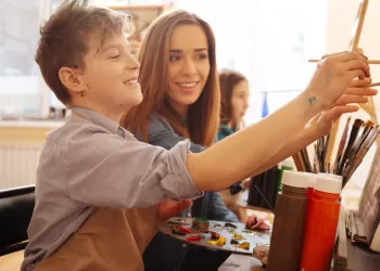 15 Yaş Resim Kursları – Dünyayı Biraz Renklendirmenin Tam Zamanı!