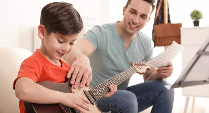 5 Yaş Gitar Eğitiminde Dikkat Edilmesi Gerekenler Nelerdir?