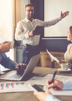 beden dili ve hitabet kursu fiyatları