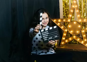 Neden Sizin Çocuğunuz da Televizyon Starı Olmasın?