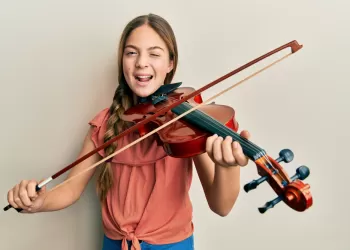 Ergenlik Döneminde Yaşanan Sorunların Çözümünde Müzik Eğitiminin Önemi