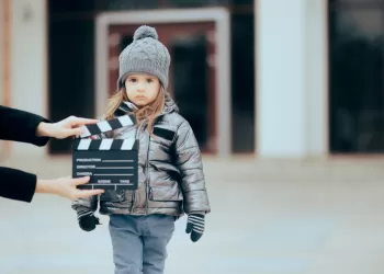 Küçük Yaşta Oyuncu Olmak İçin Ne Yapmalıyım?