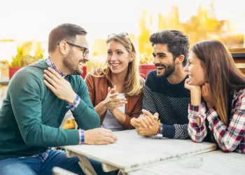 Sosyal Hayatta Uymamız Gereken Saygı ve Nezaket Kuralları Nelerdir?