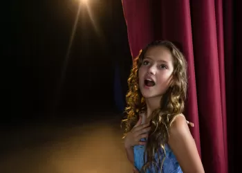 Tiyatroya Yeteneği Olan Çocuklar Nasıl Yönlendirilmeli?