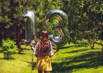 Cıvıl Cıvıl Bir 13 Yaş Doğum Günü Partisine Hazır Olun!