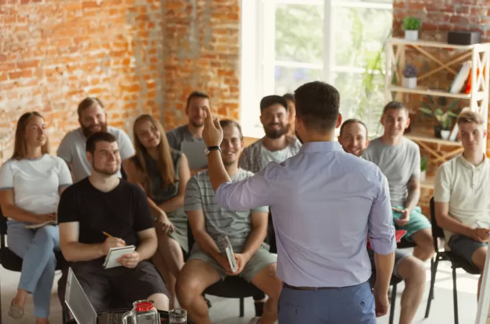 eğitim salonu kiralama fiyatları