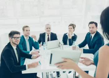 Kurumsal Etkinlikler İçin Toplantı Salonu Kiralama