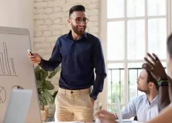 Toplantı Salonu Kiralarken Dikkat Edilecekler