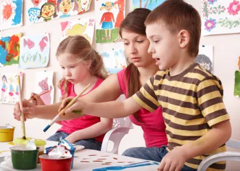 En Küçük Kaç Yaş İçin Yaz Okulu Bulunur?