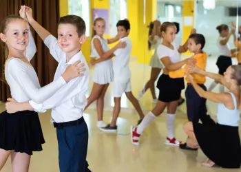 Yaz Okulunun Çocuğun Gelişimine Katkıları: Akademik, Sosyal ve Kişisel Faydalar