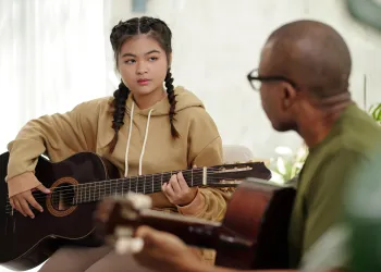 Gitar Kursu Ücretleri Neye Göre Değişir? Fiyat Farklılıklarının Nedenleri