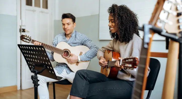 Gitar Kursu Ne Kadar Sürer? Gitar Çalmayı Ne Zaman Öğrenirim?