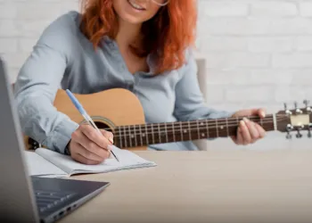 Gitar Kursuna Başlamadan Önce Bilmeniz Gereken Her Şey