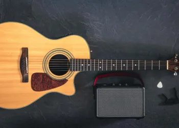 Gitar Öğrenmek İçin Gerekli Ekipmanlar: Müzikal Maceranıza Hazır Olun!