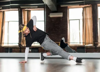 Hip Hop Dansının Kökleri: Sokaklardan Sahnelere Bir Kültür Akımı
