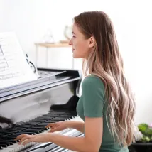 Müzik Tutkunu Keşfet – Piyano Çalmayı Akademide Öğren!