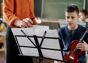 Ücretsiz Keman Kursu Deneme Dersi: Yeteneğinizi Keşfedin!